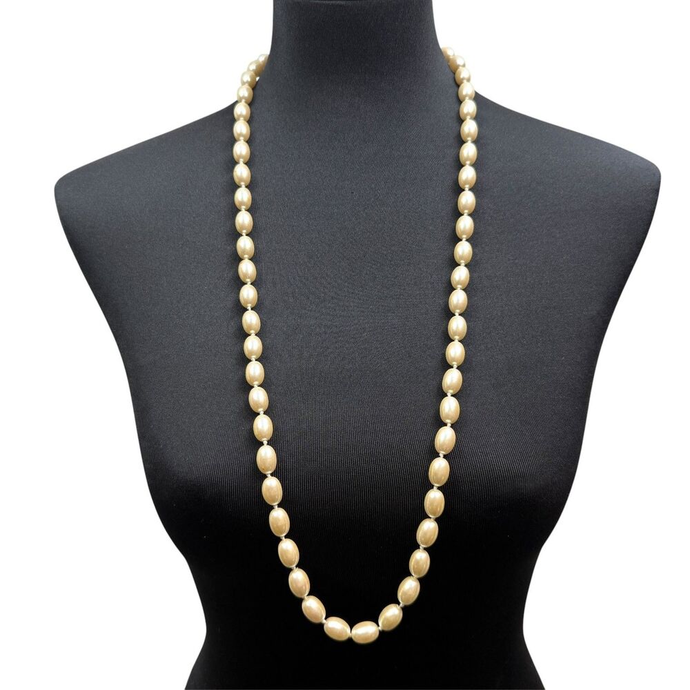 VTG Long Strand Faux Pearl Necklace Cream Oval Pearls Gold‎ Tone Clasp 34"